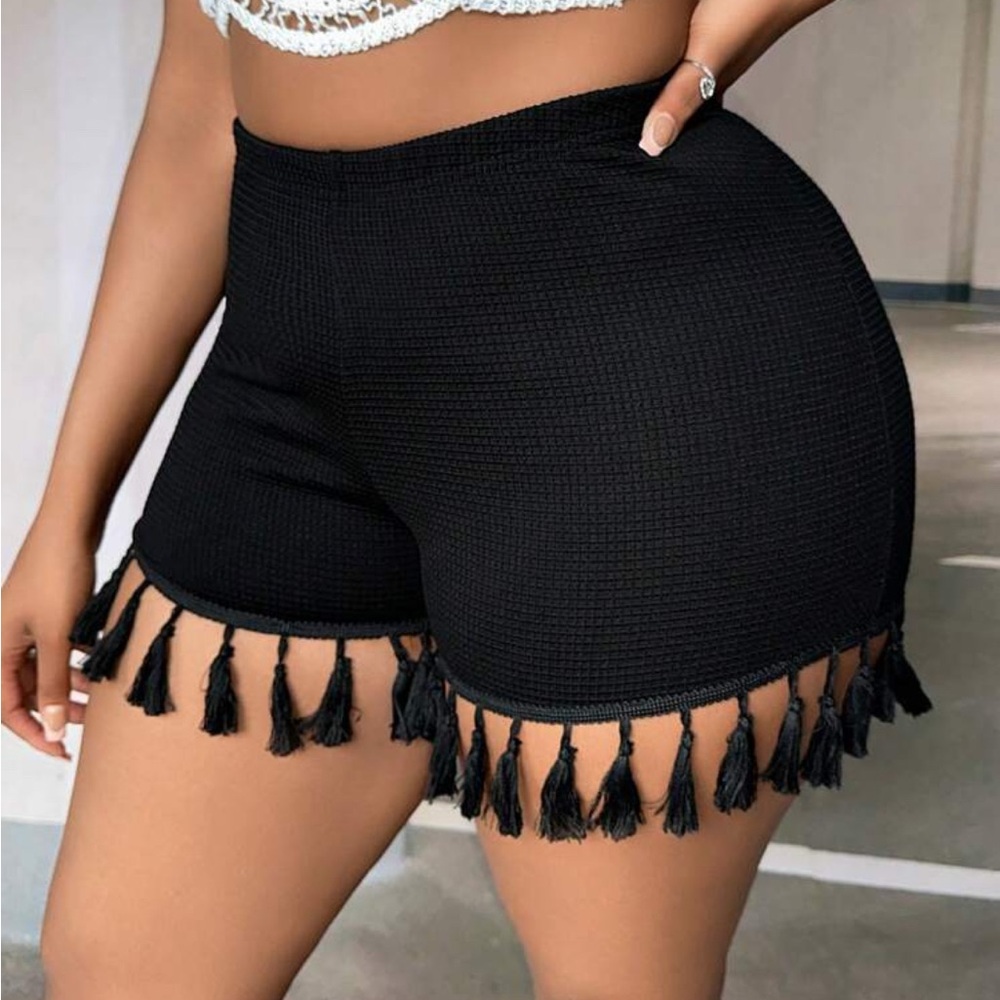 SHEIN Black High Waist Tassel Trim Shorts